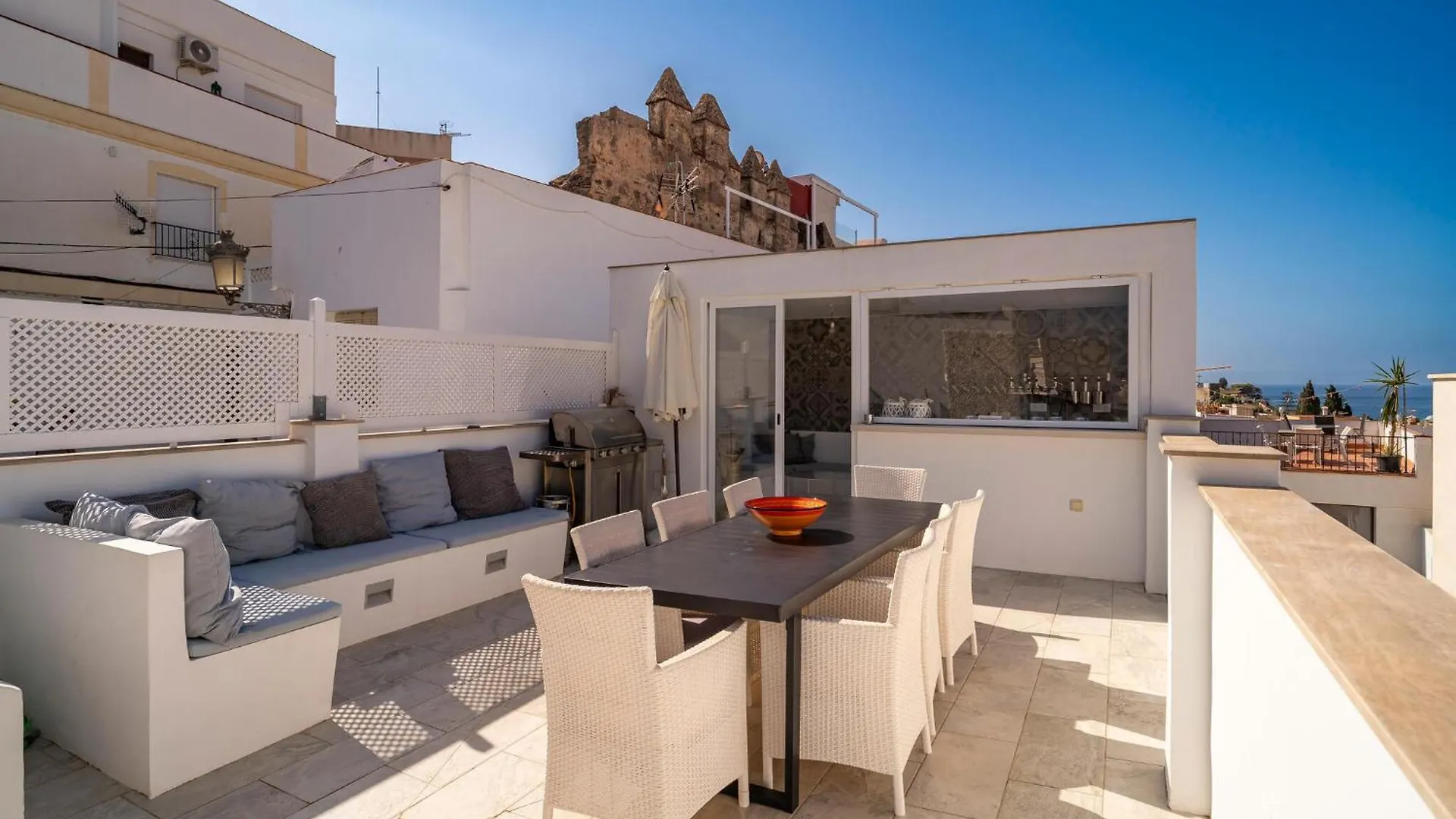 Nice Home In Almunecar With Wifi